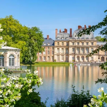 Appart'Hotel -Le Bellifontain Fontainebleau Exterior photo